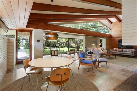 Brick And Wood Midcentury Gem Asks 625k Modern Houses Interior Mid