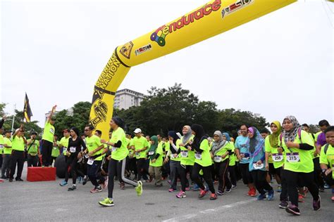 Ini adalah beberapa hadiah yang disyorkan oleh kami untuk apa kata sempena hari bapa ini, berikan pomade rambut khas untuk lelaki ini. 500 peserta meriahkan HARA 2017 | Nasional | Berita Harian