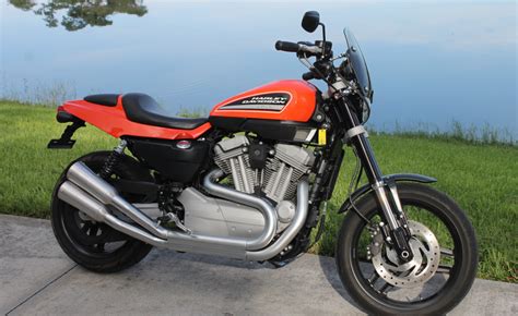 View detailed specifications of vehicles for free! 2009 Harley Davidson XR1200 Sportster - American V Twin