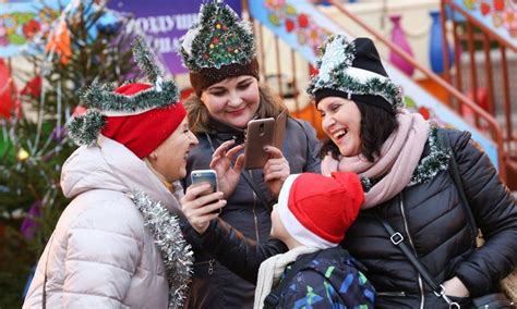 Уральцев напугали новостью о запрете продажи алкоголя в майские праздники. Как будут отдыхать в ДНР на новогодние праздники в 2021 году