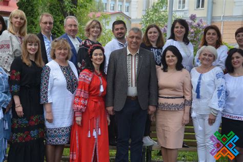 Картинки по запросу днем вишиванки З ДНЕМ ВИШИВАНКИ, УКРАЇНО! - Хмельницька обласна рада