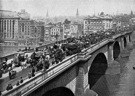Daily History Picture Crossing London Bridge Beachcombings Bizarre