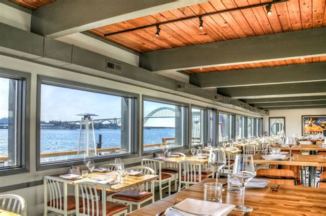 12 Mouthwatering Oregon Coast Restaurants With Amazing Ocean Views