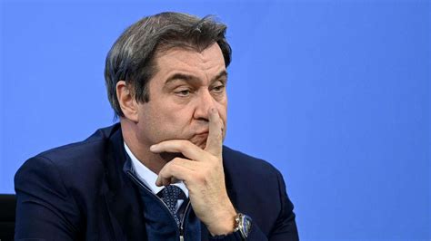 Als erstes wird kanzlerkandidat der union der, von dem wir alle glauben, dass er. Söder Kanzler? Drei Viertel der CSU-Anhänger wollen ihn ...