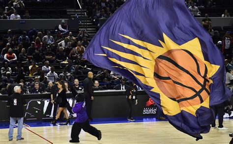 Los Suns Desearían Tener Un Jugador Mexicano En El Equipo Mediotiempo