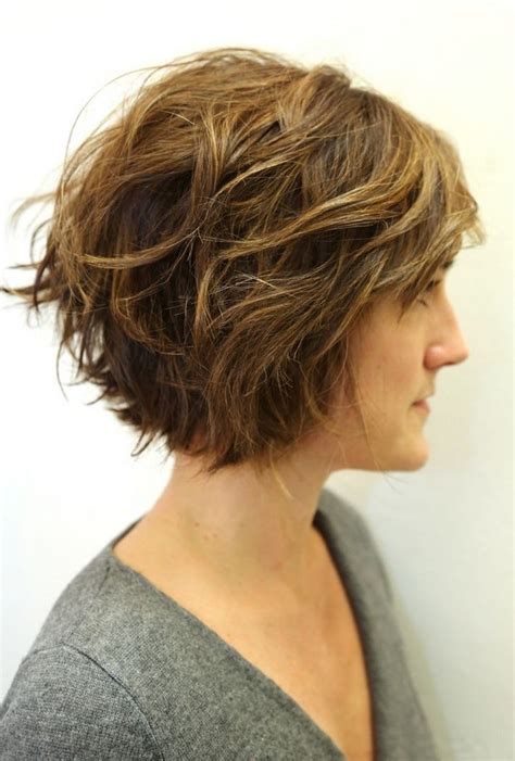 30 Cute And Easy Messy Short Hairstyles For Women Hairdo Hairstyle Short Medium Length Hair