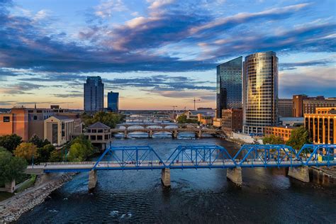 ✅ save money with tiendeo! 5 Best Cities for Families in Michigan | Livability