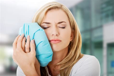 Homeopathic remedies for treating wisdom tooth pain relief. 9 Home Remedies for Wisdom Teeth Pain Relief - eMediHealth