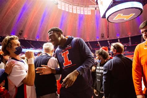 Column Even As Kofi Cockburn Returns Multiple Issues Still Stare Illini Right In The Face