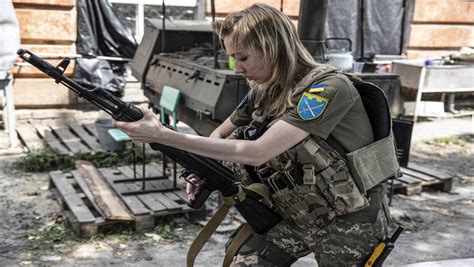 W Ukraińskiej Armii Służy Ponad 30 Tysięcy Kobiet Polska Agencja