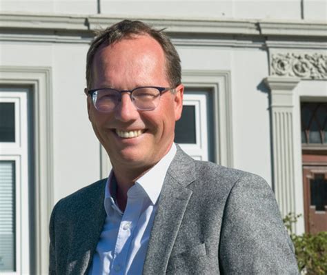 Mittlerweile sind wir von der mitgliederzahl her einer der größten ortsvereine in sc. Über uns - Haus & Grund Elmshorn