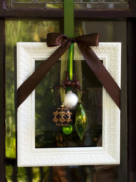 DIY Christmas Door Decorations  Easy Crafts and Homemade Decorating