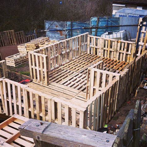 The project was started in early december 2002. The DIY Pallet Shed | Follow progress on our DIY Pallet Shed at our allotment :) (With images ...