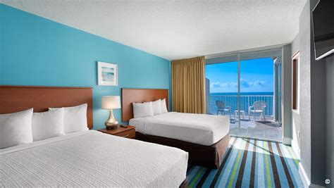 Three Bedroom Oceanfront Condo At Crown Reef Resort