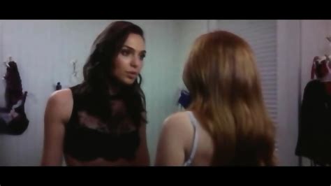 Gal Gadot Lingerie Scenes Keeping Up With The Joneses Eporner