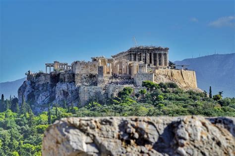 Die Akropolis Von Athen Und Ihr Museum Frontrowsociety The Magazine