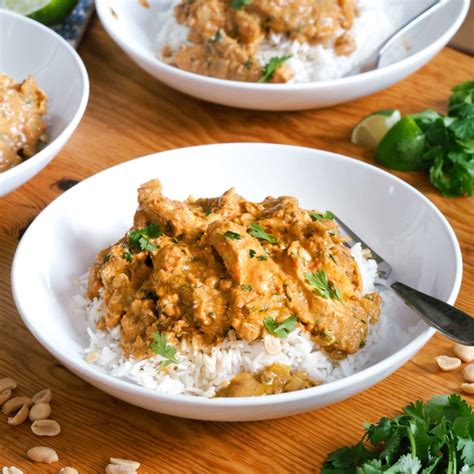 2 tomates (ou 1 petite boite de tomate concassée). Recette : Poulet tikka massala - FamilEat
