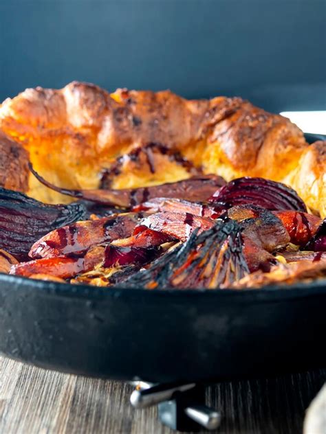 As a quick history lesson, the name was first used in 1762, and which calls toad in a hole a vulgar name for a small piece of beef baked in a large pudding. (i). Vegetable Toad In A Hole / Vegetable Toad In The Hole Recipe - Bring a pan of water to the boil ...