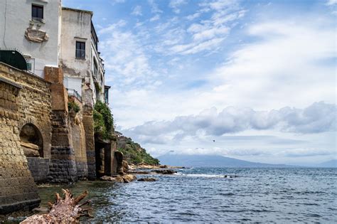 Cosa Vedere A Napoli 16 Cose Da Visitare A Piedi Se Ti Trovi In Città