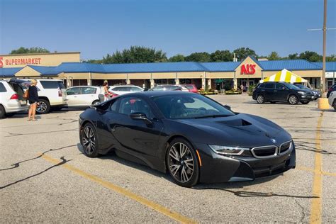 Pioneer, icon and classic of the future. Does the BMW i8 Hybrid Sports Car Work As a Daily Driver? | News | Cars.com