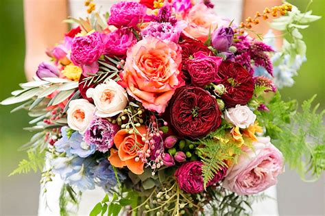 20 Blooming Bouquets For Spring Weddings Bridalguide