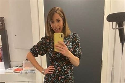 The One Show S Alex Jones Shows Off Growing Baby Bump In Adorable Snap