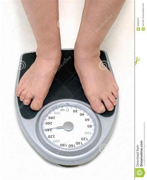 Feet On Weight Scale Stock Image Image Of Wellbeing 94825375
