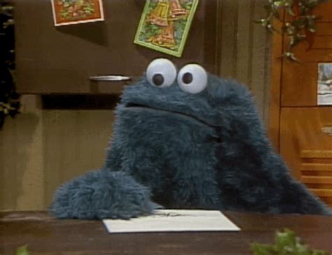 Animated Eating  Cookie Monster 