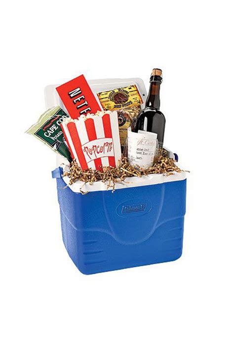 Or pick a delicious selection of baked goods and specialty foods packed into a handsome gift tower, box, tray, or basket. 13 DIY Father's Day Gift Baskets - Homemade Ideas for Gift ...