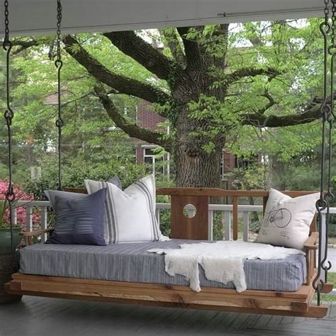 Beautiful Porch Swing Ideas For Your Leisure Time Outdoors