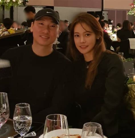 성격 차이로 인해 헤어지게 됐다며 자세한 내용은 사생활이기 때문에 확인할 수 없다. 인플루언서 검색: 홍시하우스의 홈