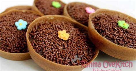 082233002180mau beli cetakan kue murah tapi tidak murahan dan dengan kualitas terbaik cek di sini. Martabak Coklat Mini | Resep | Resep makanan penutup, Resep, Coklat