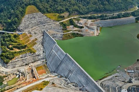In the early 2000s, malaysia launched one of the world's largest land reclamation project to reclaim 79,072 hectare of land from sea off the coast of northern kedah at. UPDATED Uh-oh, there's another drama in Cameron ...