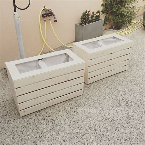 Fabriquer une jardinière en bois - DIYBOIS