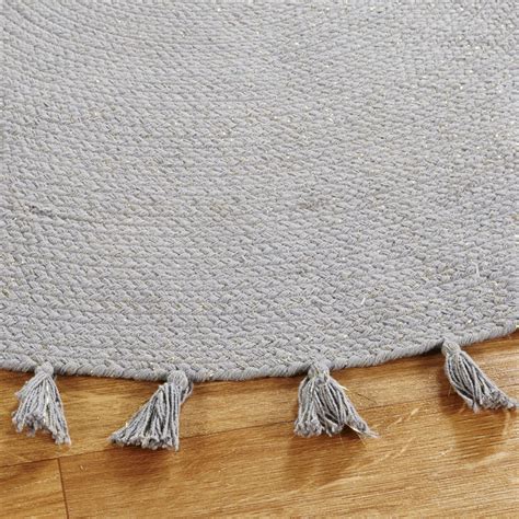 Nous utilisons des cookies pour vous garantir la meilleure expérience sur notre site. Tappeto rotondo con pompon in cotone grigio, 100 cm Nina ...