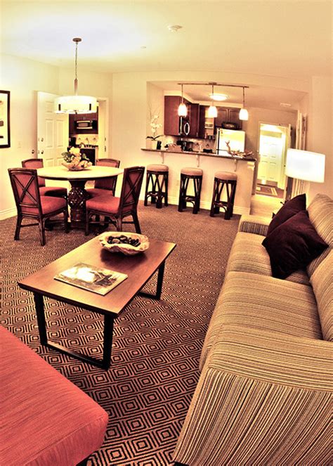 We had a 2 bedroom suite and it was clean and lovely! Bora Bora - Premier Las Vegas Suite | Tahiti Village