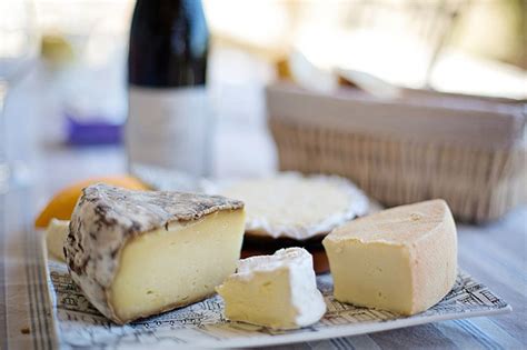 Manger La Croute Du Fromage