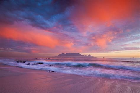 South africa are that rare team going into friday's third odi against ireland. Stunning South Africa by Hougaard Malan 26 Pics | I Like ...