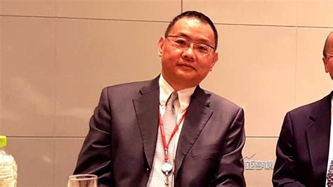 技術面:kd、macd 等指標皆向下。 消息面:宏達電九月營收倍增，月增幅度高達 117%，但利多不漲。 股票八: 〈華邦電股東會〉張善政任獨董 焦佑鈞：非常開心 有助擬定策略 | 鉅亨網 - 台股新聞