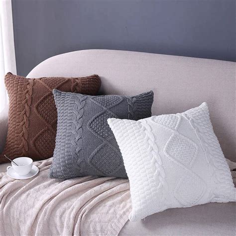 Manufacturer Of Knitted Pillow Covers Throws Etc Homeware Products