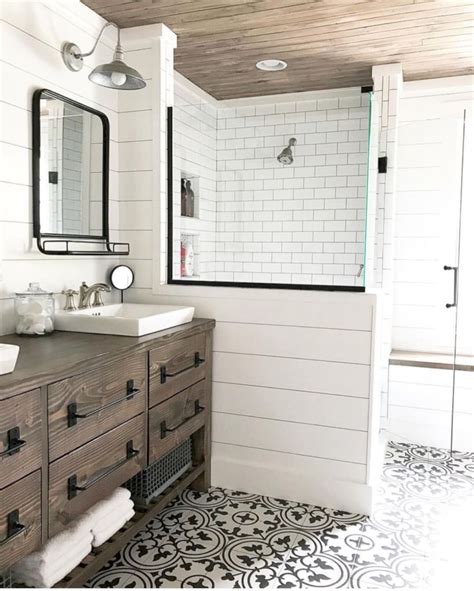 116 Rustic And Farmhouse Bathroom Ideas With Shower ~ 搵