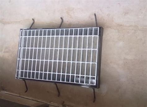 Hier finden sie passend zu den edelstahlwaschbecken die entsprechenden abflussgitter aus edelstahl. Graben-Abfluss-Metallgitter des kohlenstoffarmen Stahl ...