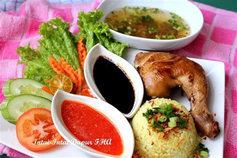 Ayam bangkok juara thailand dan keunggulannya bagi para pecinta ayam petarung, tentu sudah tak asing lagi dengan ayam jenis ayam bangkok. Intai-Intai Dapur FHA: NASI AYAM HAINAN