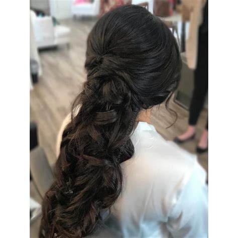 The first thing that you need to do is to protect it from sunlight to maintain its freshness. 27 Gorgeous Wedding Hairstyles for Long Hair for 2021