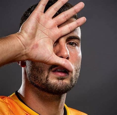 Alla scoperta di manuel locatelli: Pin di just a girl. su Patrick Cutrone | Le foto