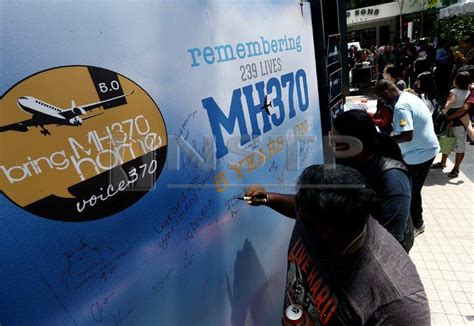 Jom doakan pesawat mh370, pray for mh370, kita semua mohon kapal terbang itu dijumpai dalam keadaan selamat ! Berita Terkini Mh370 Dijumpai Di Pulau Perak : Serpihan ...