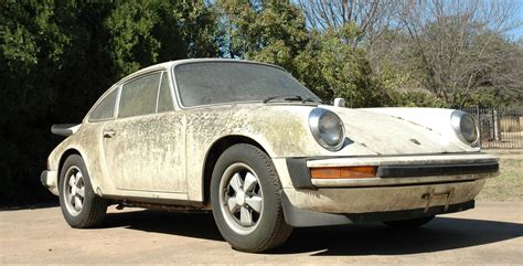 76 911 Front Barn Finds