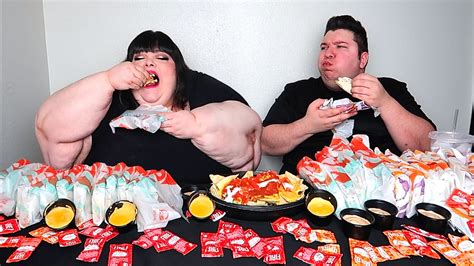 10 000 calorie taco bell dinner with hungry fat chick mukbang youtube