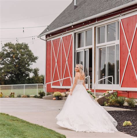 Frugthaven Farm • Apple Orchard Event Venue • Greenville, MI