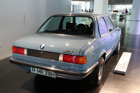 The bmw e21 is the first generation of the bmw 3 series compact executive cars, which were produced from june 1975 to 1983 and replaced the bmw 02 series. BMW 318 1980: Review, Amazing Pictures and Images - Look ...